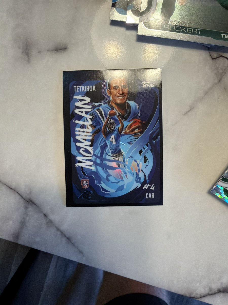 CooperLieurance's tweet photo. First hanger of topps chrome case hit  🙏🙏 https://t.co/wuTr3i34v3