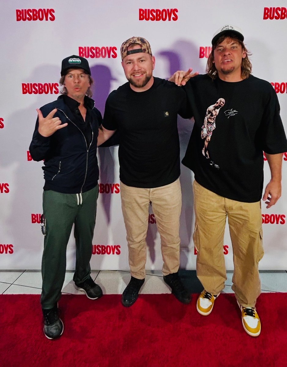 Theo Von tweet media