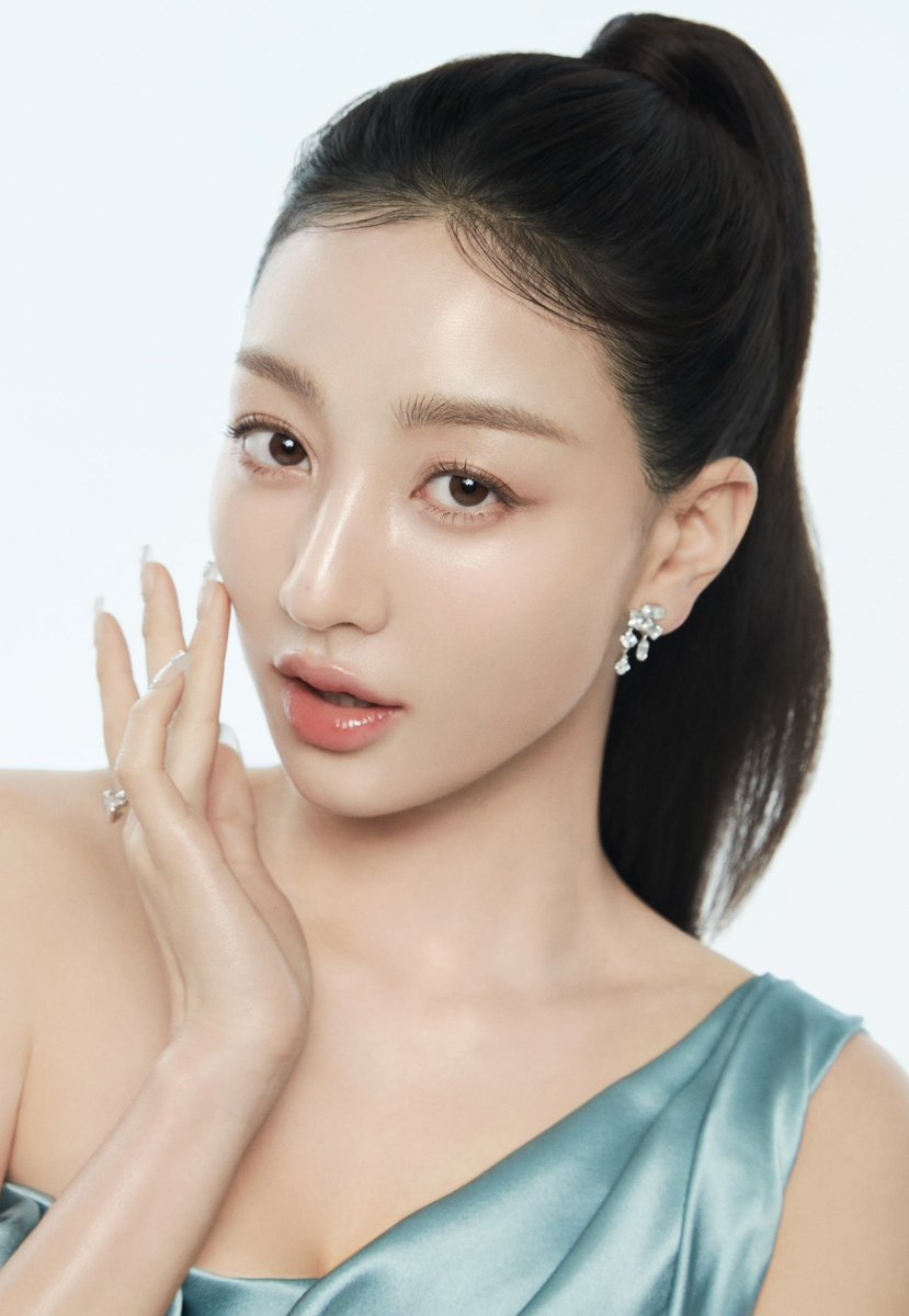 jihyo tweet media