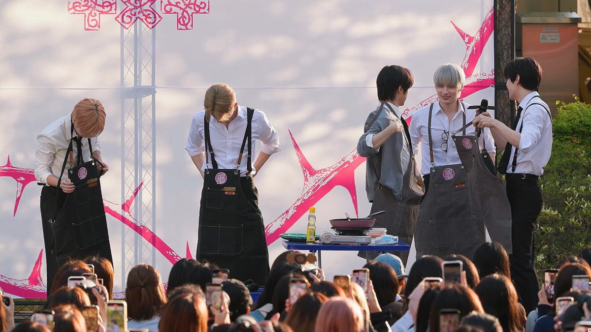 HUELIGHT tweet media