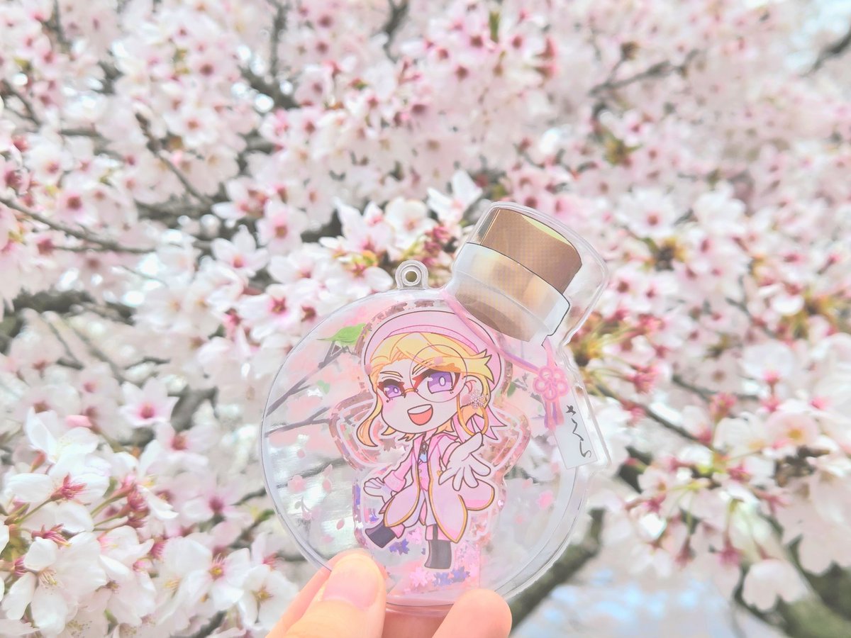 6711ussk's tweet photo. @_IDRAG 
桜の妖精 https://t.co/sdnXoB9yJE