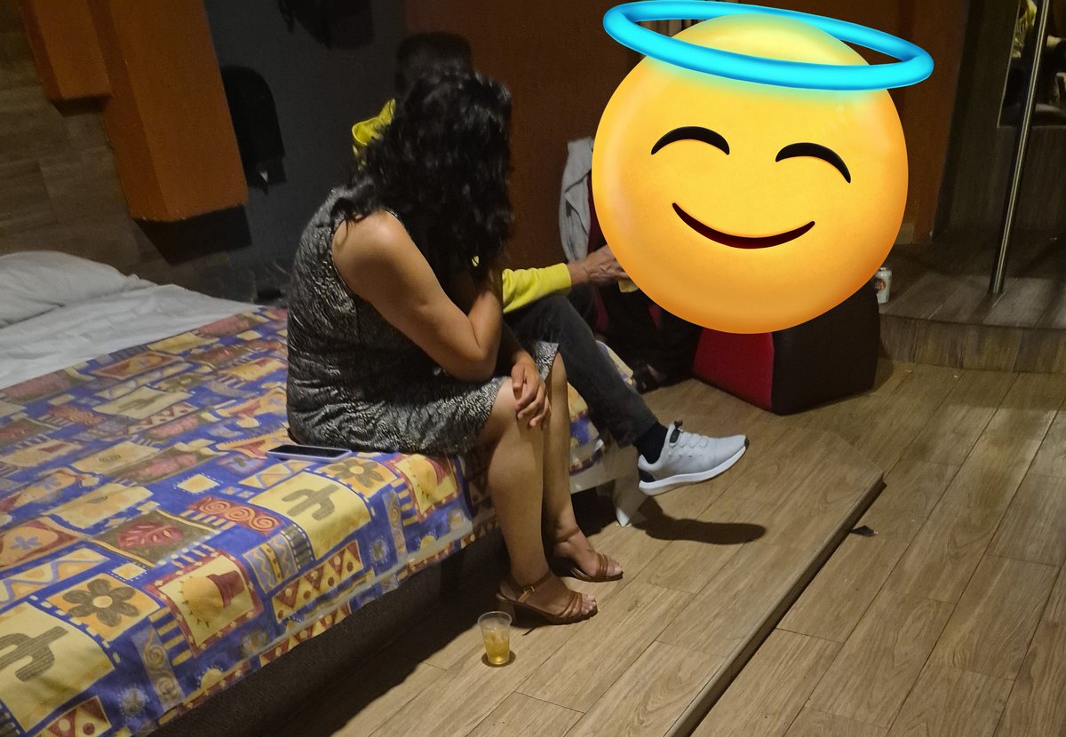 Ya llego otra pareja
Caiganle parejas al villas de atlixco
