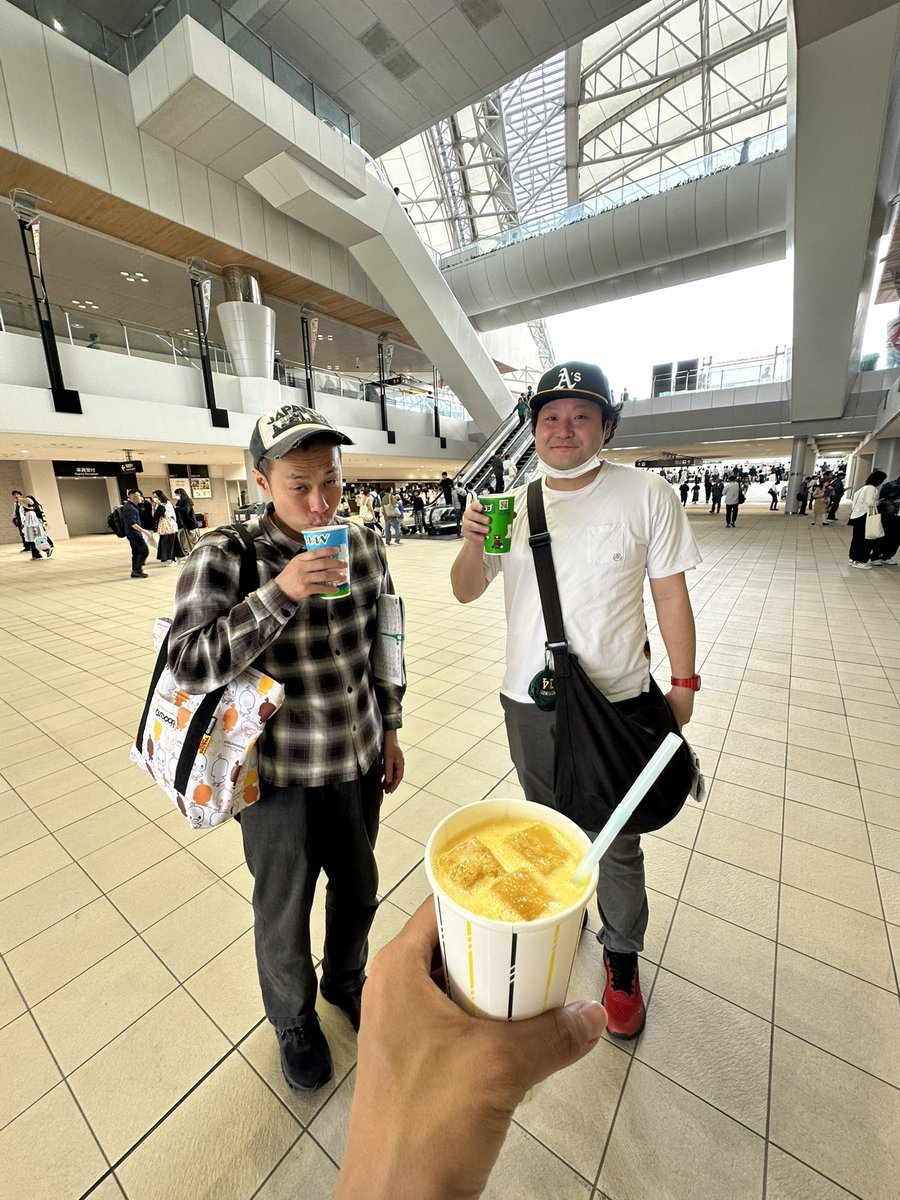 桂三河さんにミックスジュースありがとうございます😊