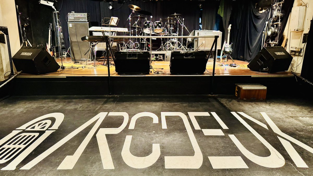 トモキ tweet media