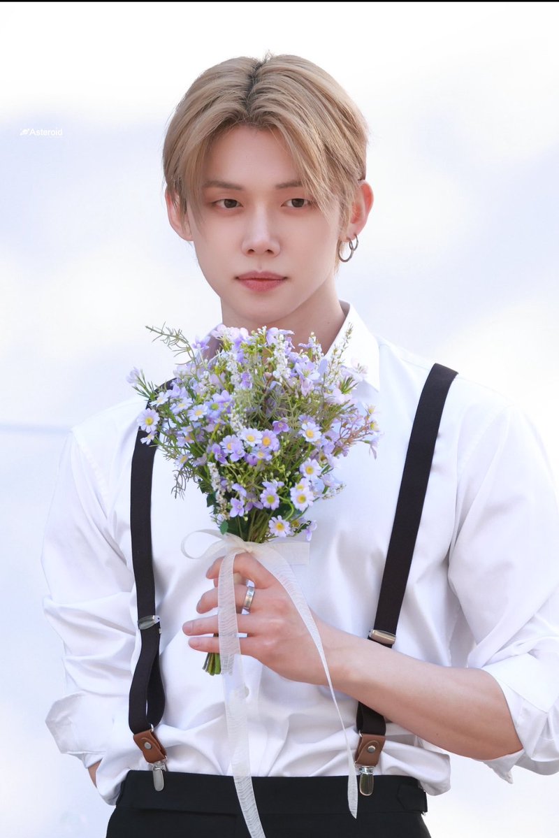 みるく tweet media