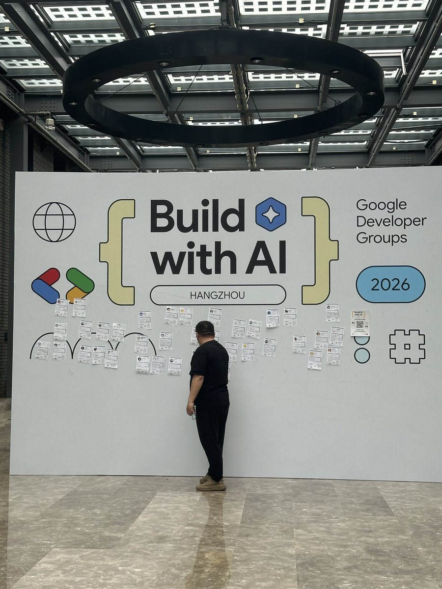 PeaceTech_FF's tweet image. 周末来GDG玩玩！
#Gemma4 #GDG #GDGHangzhou