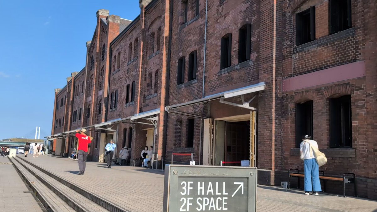 ヒカリ tweet media