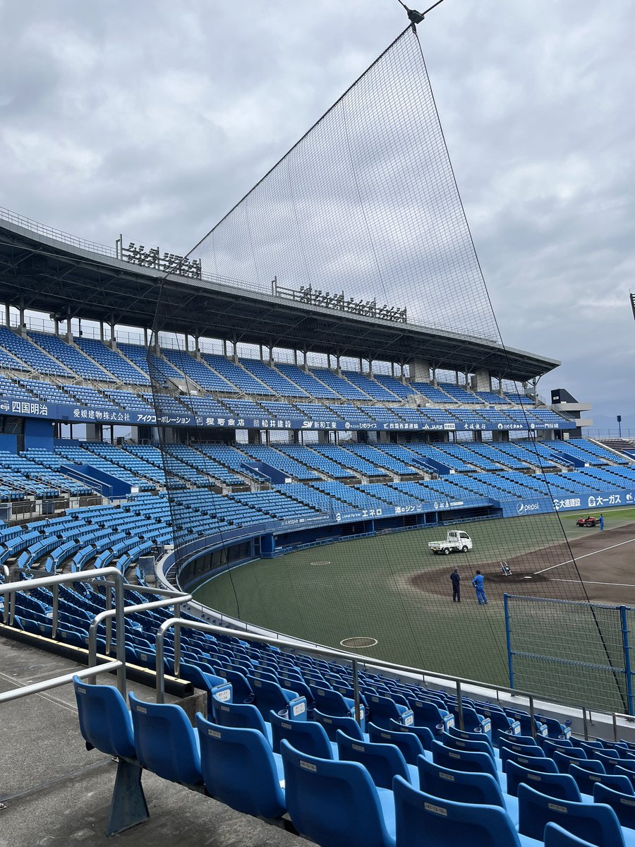 ptkswing's tweet photo. まさか関係者関係で来るとは思わなかった坊ちゃんスタジアム。 https://t.co/EeouO1OFKJ