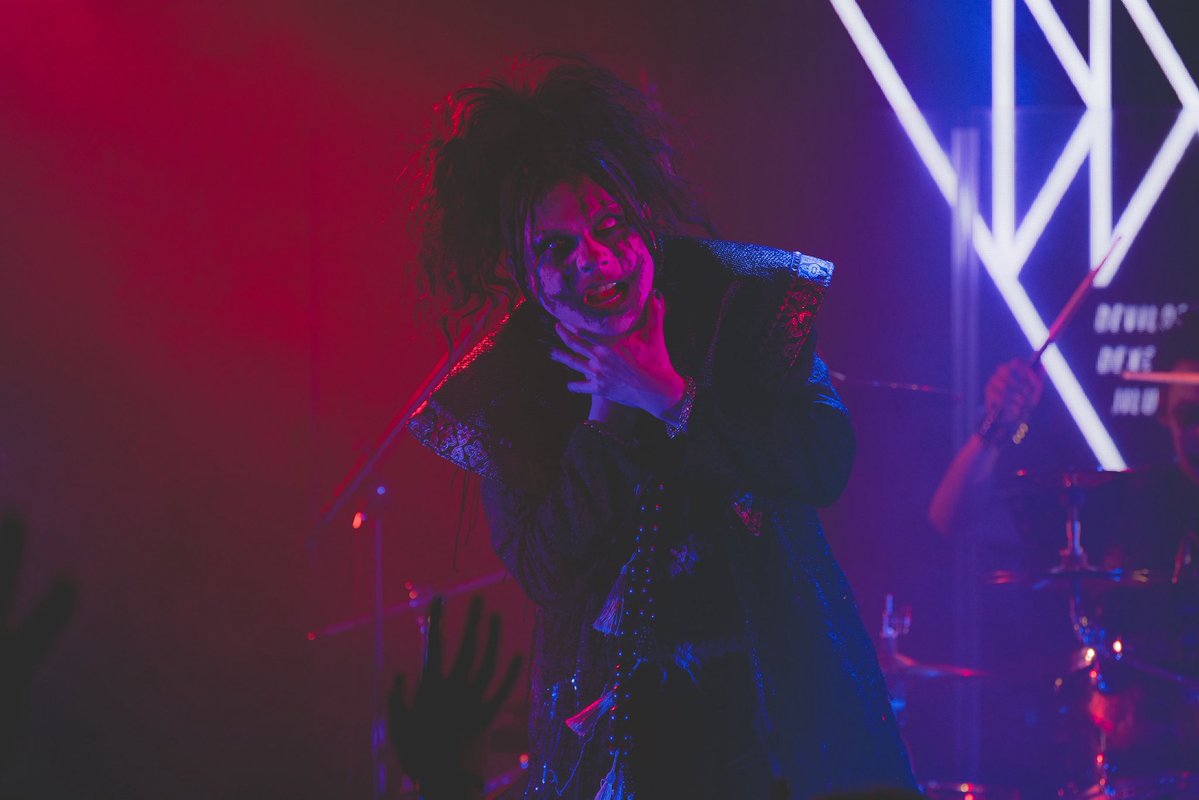 DEVILOOF 桂佑 tweet media