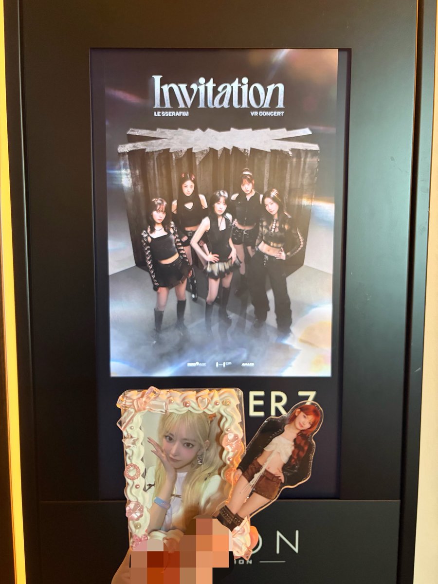 VRコンサート行ってきた🌸

想像してた以上に近すぎて声を上げてしまう理由がとてもわかる。
最高でした💖

幸せ空間すぎて終わるなと終始念じて降りました😳

#LE_SSERAFIM_VRコンサート #LE_SSERAFIM_INVITATION