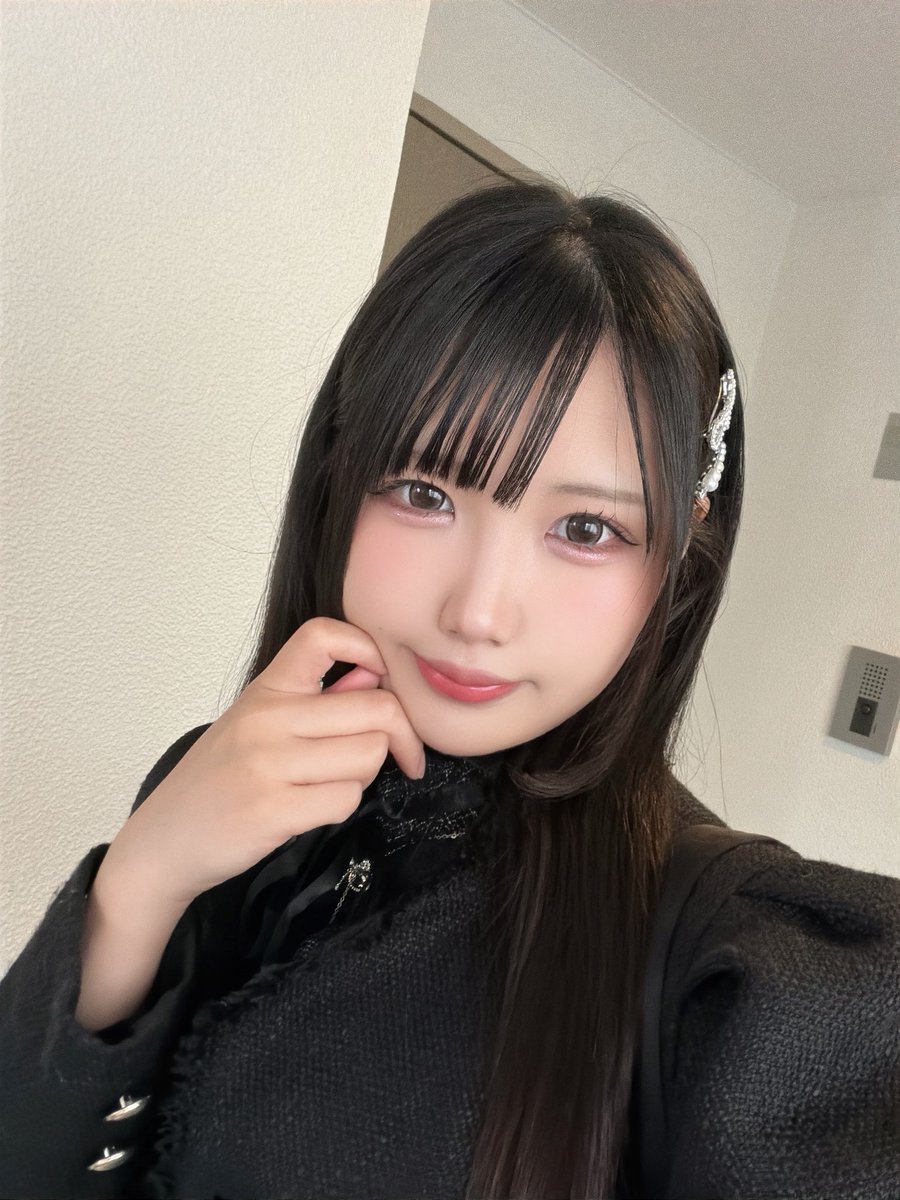 叶りか🐇🩷2/20VR配信スタート🩷 tweet media