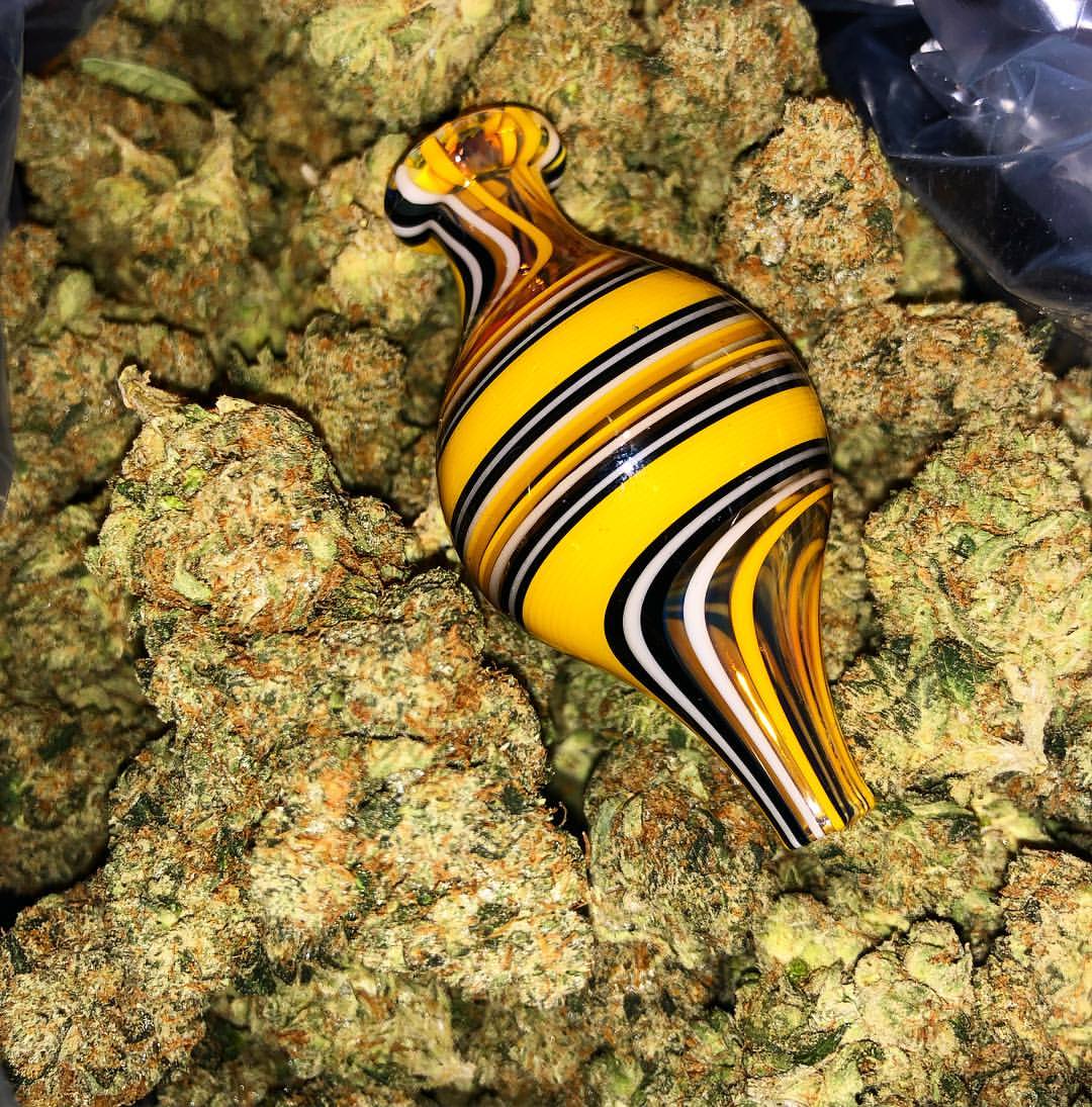 piecemakerglass's tweet photo. #ogkush #pack #party #weoutchea #bubblecap #dontsleepontheseauctions https://t.co/s29FZ4a9gh
