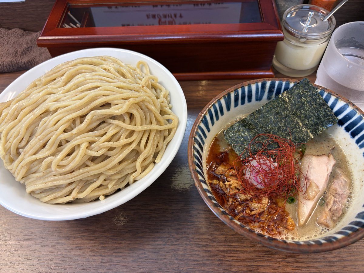 D.C.(でぃっし) tweet media