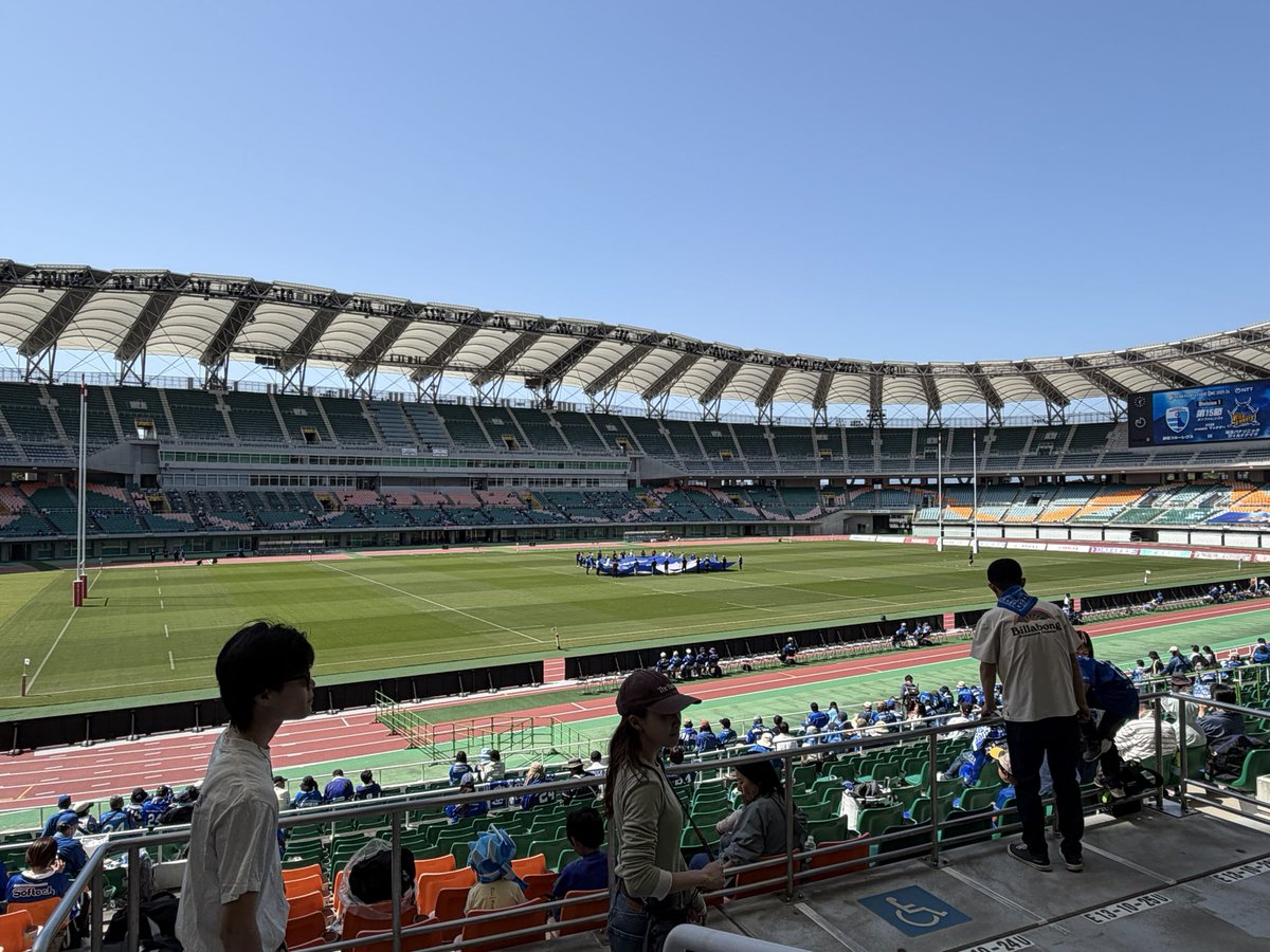 reondija's tweet photo. 久々のエコパスタジアム。
サッカー以外で来るのは初。
試合前、急にきだたにひろしさん出てきて、生ウィーゴー！聞けてワンピースファンのワイ歓喜
今日も頑張れワイルドナイツ！

I'm at エコパスタジアム in 袋井市, 静岡県 https://t.co/CyYOcMgFpJ https://t.co/OmUa2Bin4B