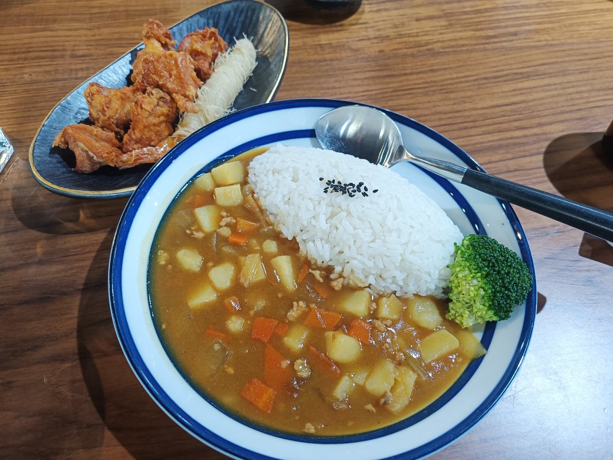 叢靈雲鬥 tweet media