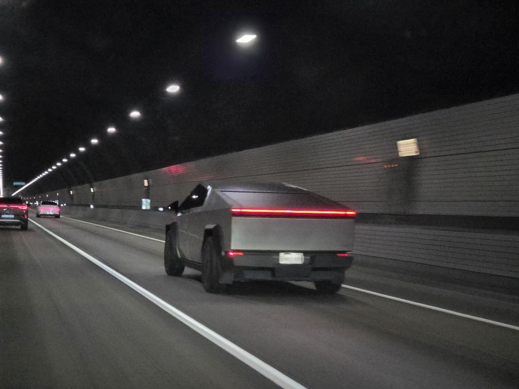 Oh Hahm Ma tweet media