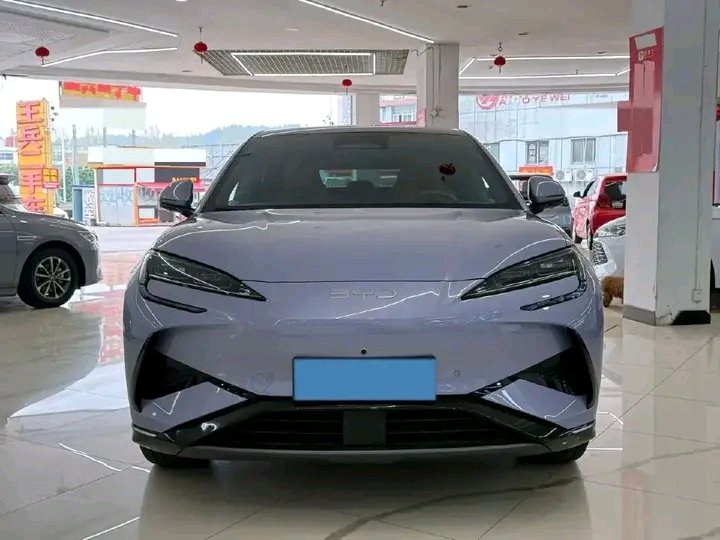autoexportlive's tweet image. Picture the ignition. The silent glide. The attention that follows.
With AutoexportLive, ownership is effortless.
This is where big moves begin.
 2025 BYD Sea Lion 07 BEV  80.64 kWh
Price: ₦53,000,000
Mileage: 2,000 km
#autoexportlive
#BYD
#DriveTheFuture
#LuxuryCars