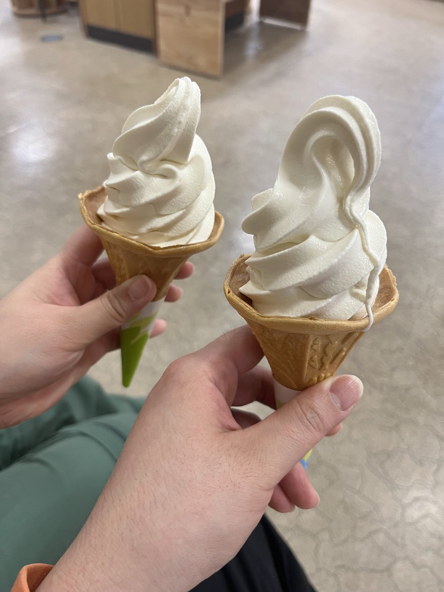 アベヒロ tweet media