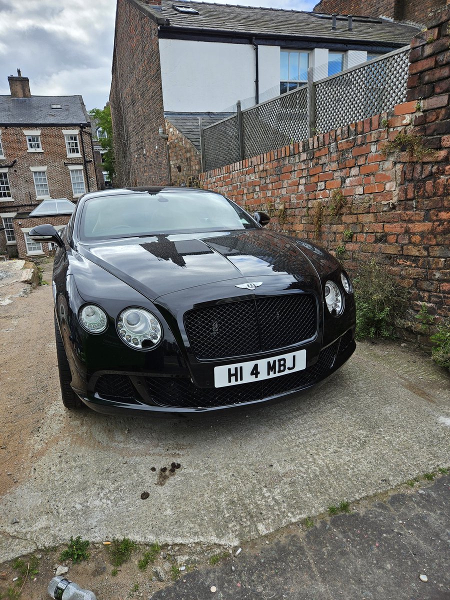 Kunal_dhingra's tweet photo. 4. Bentley Continental GT https://t.co/mMqHv4cVfS