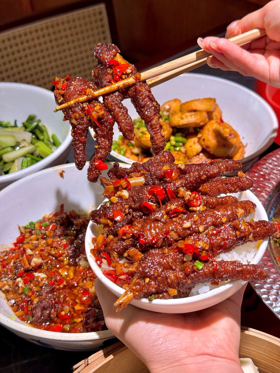 iris gil tweet media