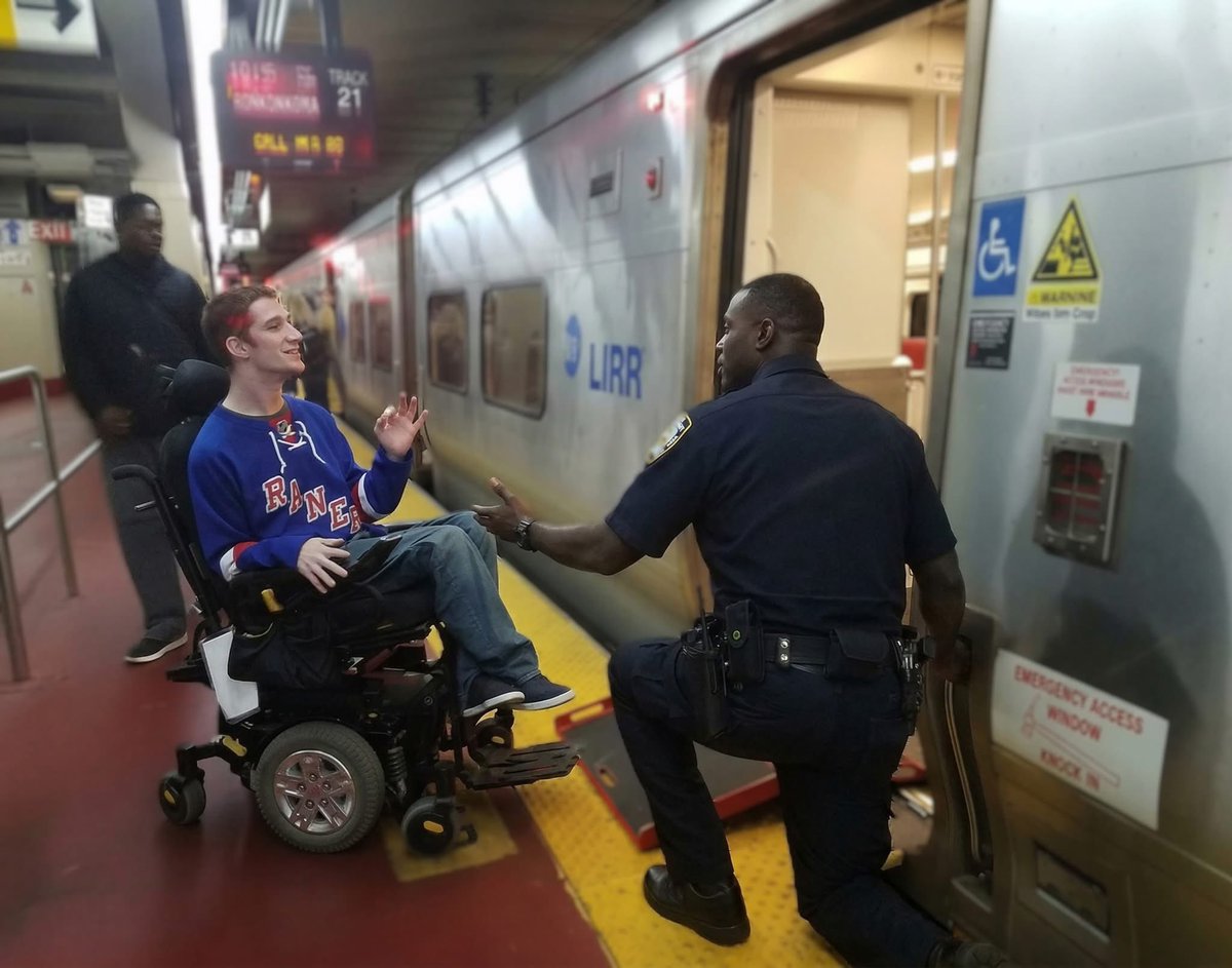 Mr PitBull tweet media