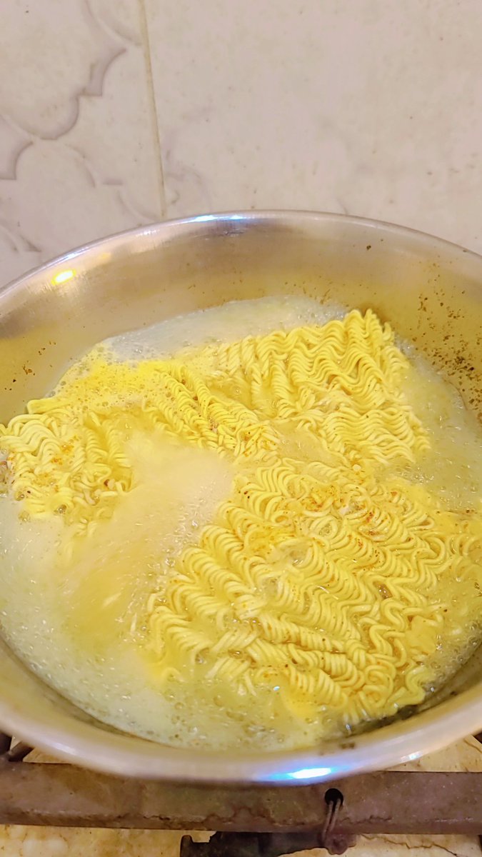 البروليتاري الشيوعي التقدمي العدمي العبثي صبونة tweet media