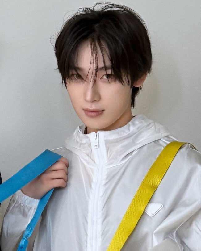 깜빡 tweet media