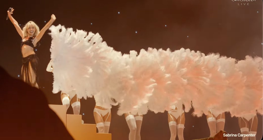 <a href="/TeamSabrina/">Team Sabrina 🐾</a> MUSIC AND PASSION WAS ALWAYS THE FASHION AT SABRINAAAA! #SABCHELLA