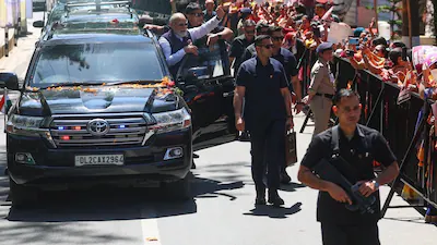 _newstoday36's tweet image. Narendra Modi ek survey mein sabse popular leader ke roop mein ubhar kar aaye, jabki Friedrich Merz ko least popular leader bataya gaya. Global leadership ratings par yeh report kaafi discussion create kar rahi hai.
#PMModi #GlobalLeaders #Survey