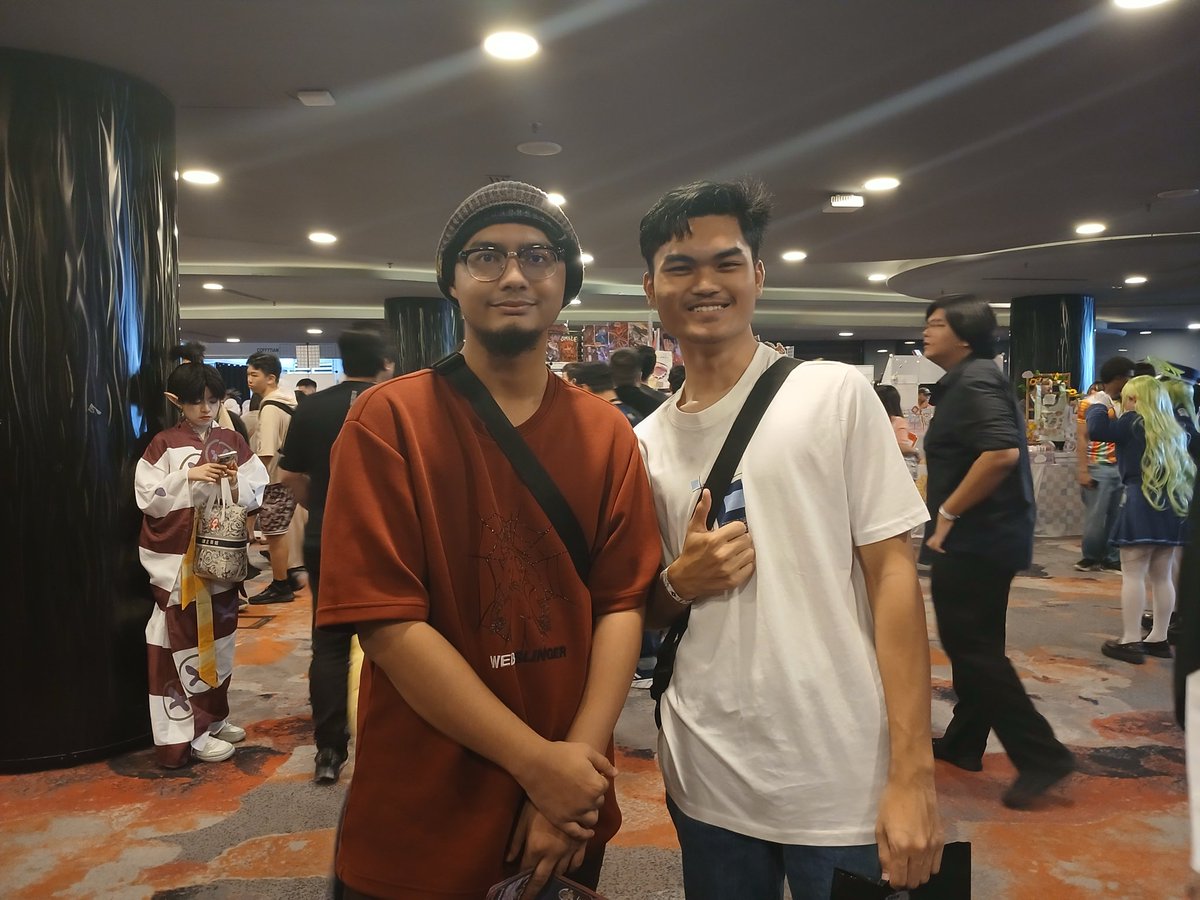 Yunora Akkinior📛☄️☔️🛸💜🎲 tweet media