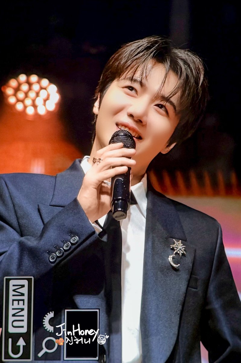 JinHoney🍯 tweet media