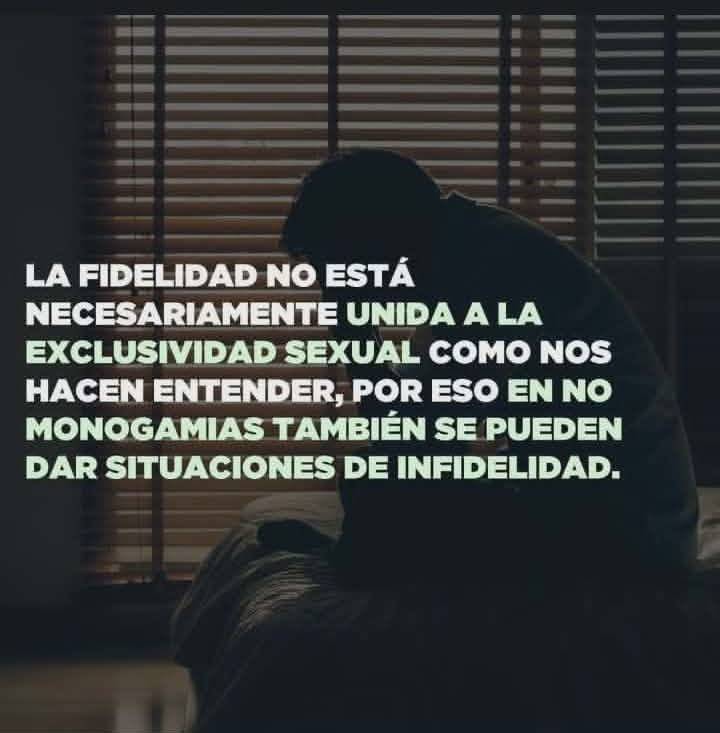 Poliamor en México tweet media