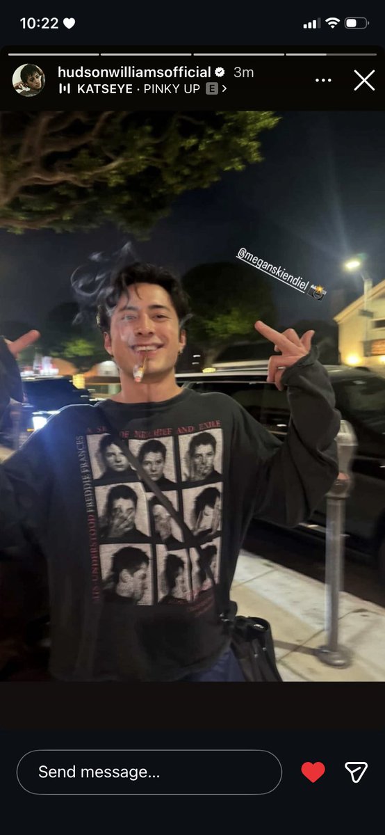 francesca tweet media