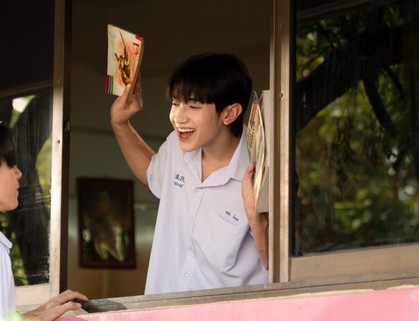 nekojuju_'s tweet photo. ความสดใสของโลกใบนี้เลยเนี่ยพิโก๋😺
#WhenOrangesFallQ15
#WhenOrangesFall #ProgressPassawish https://t.co/mWFdEOUHIy
