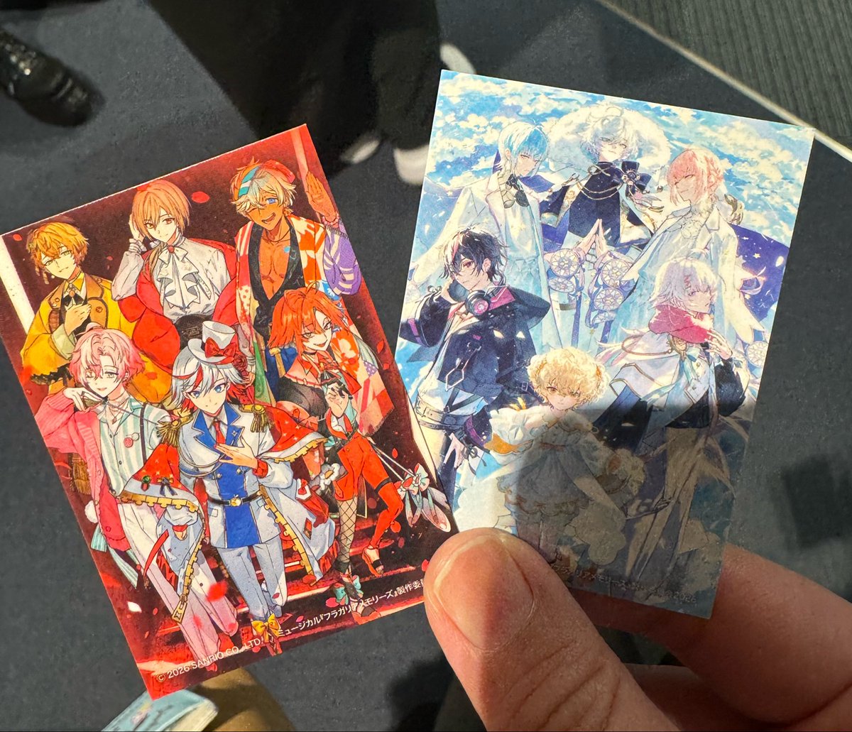 Primula0919's tweet photo. 【交換】フラガリアメモリーズ フラミュ 入場者特典

譲)→レッド ブルー

求)→ノワール

現在会場付近におります。
検索からでもお気軽にお声掛けください！ https://t.co/7XRAkAext7