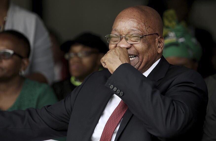 m a s h é s h a 💨 tweet media