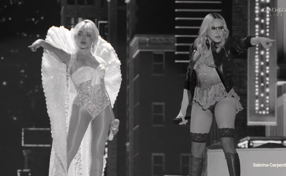 SabrinaUpdates tweet media