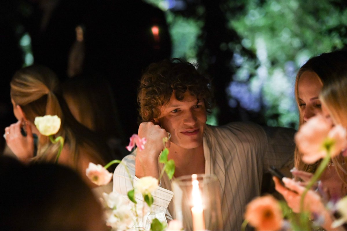 Team Connor Storrie tweet media