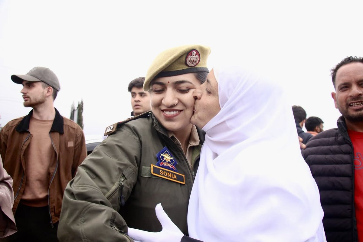 Mohit Bhan موہت بھان tweet media