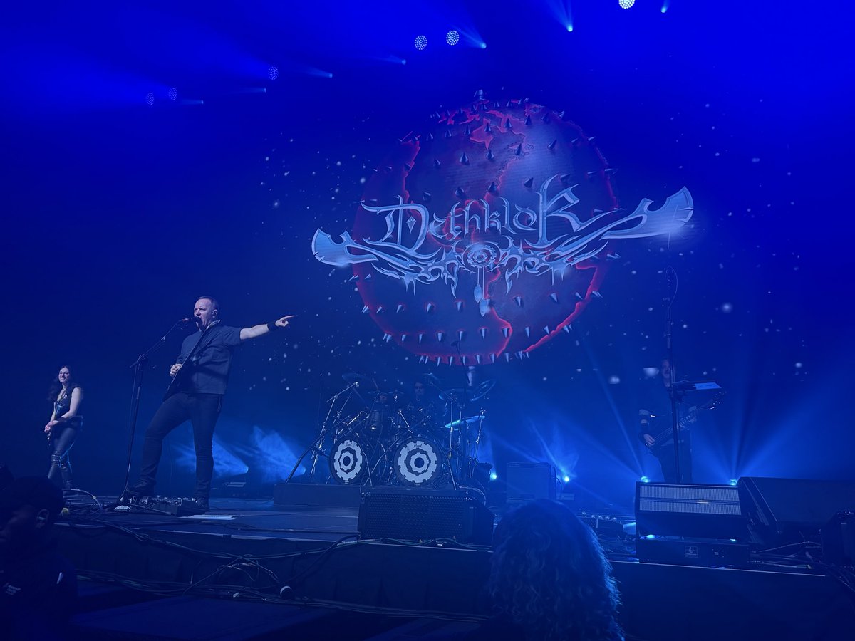 BIG BOSSY tweet media