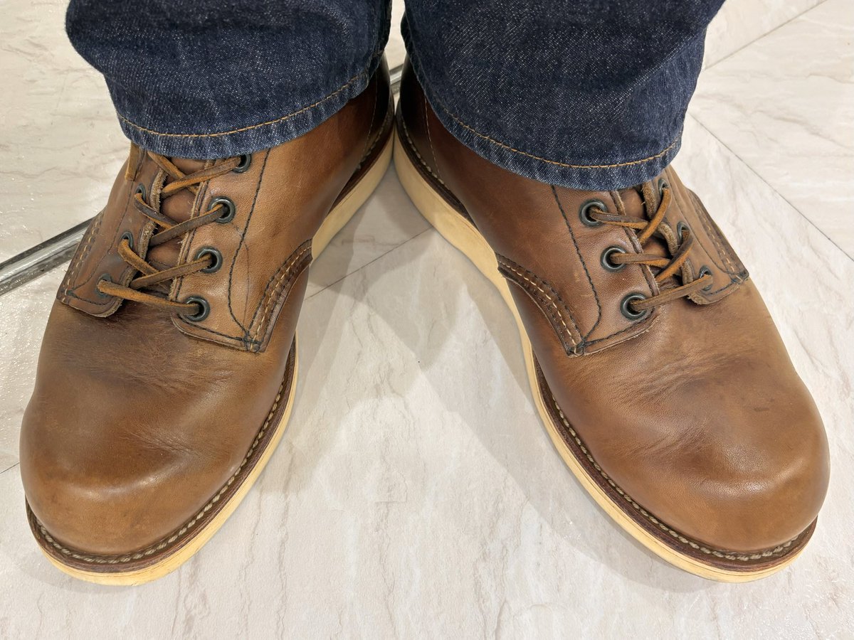 SU1EpFOktCDdNao's tweet image. #アメカジ
こねクラプトン1987、
品番発売年月かな、
だとしたら買ってから30年以上過ぎてる、
物凄く履いてるけどカカトの減りコレだけ、不思議なんだけど、日焼けのフェードも良く育ってくれました^_^