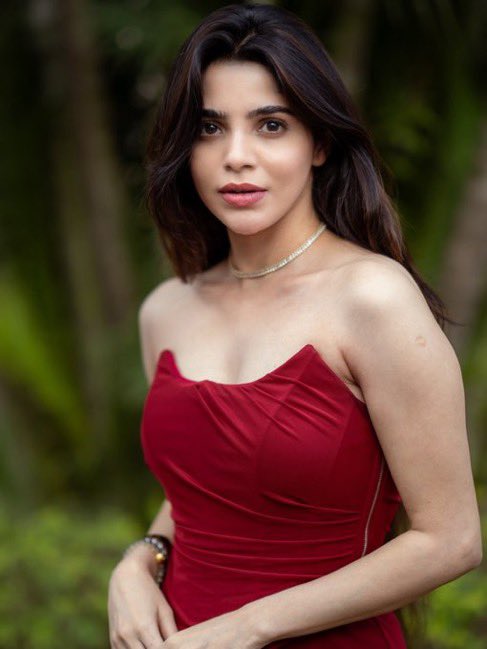 muthalbo's tweet image. Divya Bharathi 

#Divya #DivyaBharathi