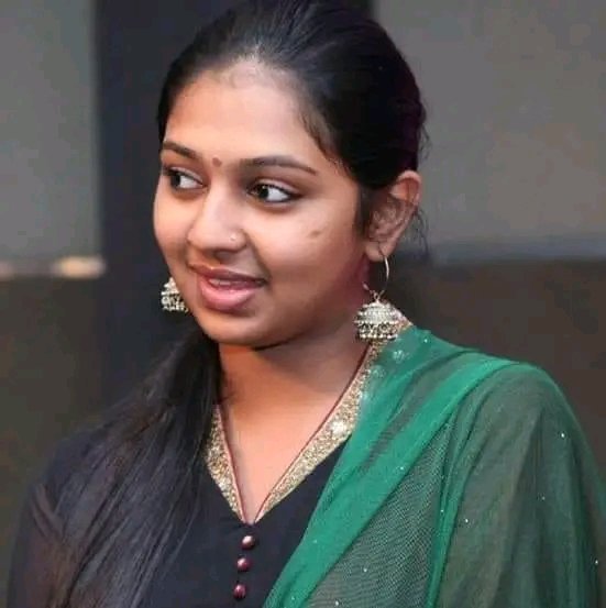 இதய நிலா tweet media