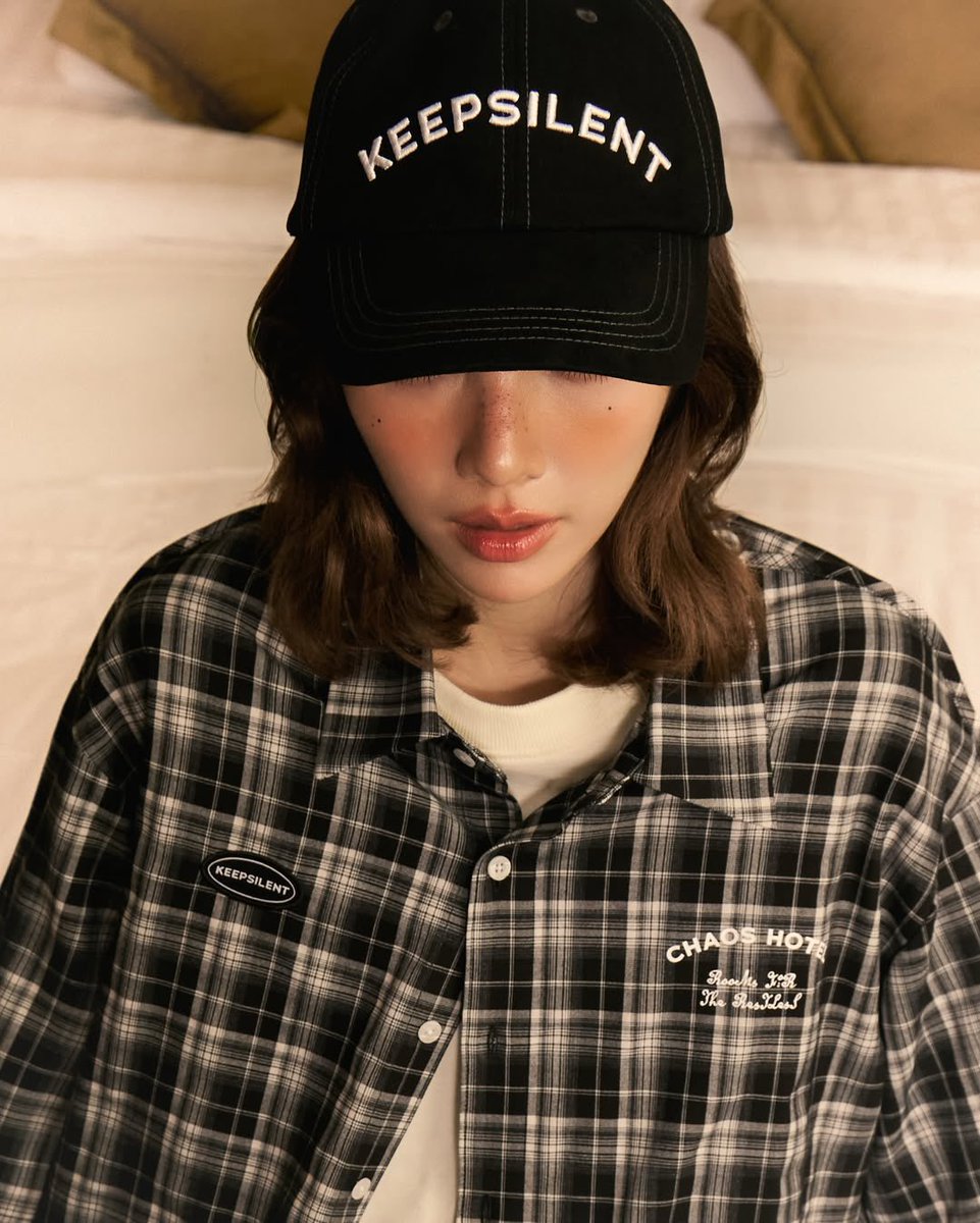 ORMKORNHOMETH's tweet image. Night Check Hawaii Shirt. The pattern of the season. Don’t miss it.

Available on our website on April 18 at 9:00 PM.
📍 keepsilentshhh.com

#keepsilentco #KEEPSILENTCHAOSHOTEL
#OrmKornnaphat #ออมกรณ์นภัส
@ormmormm