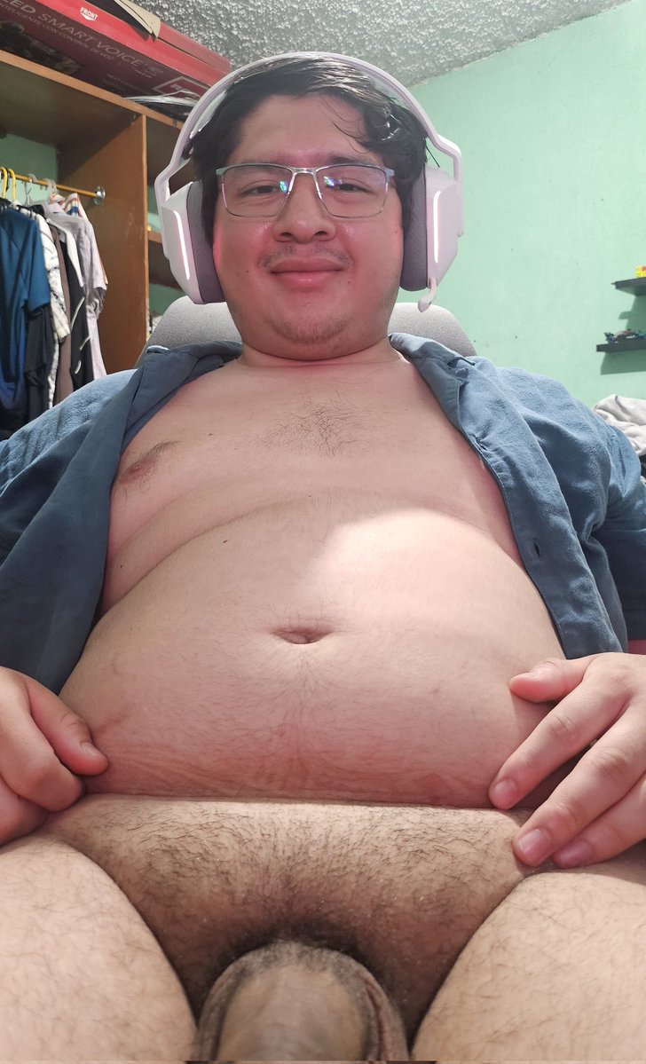 AnderZon Nudista tweet media