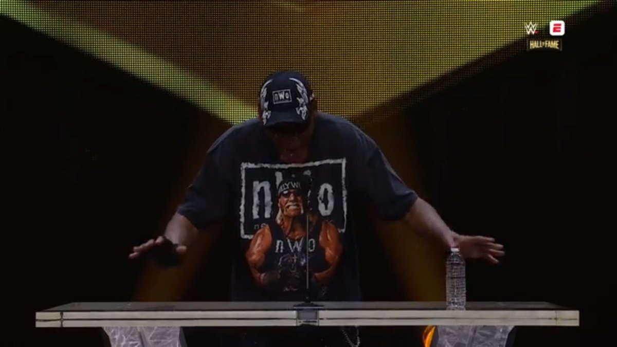 ringsidenews_'s tweet image. Dennis Rodman shouts out Nick Hogan and always said that Hogan was by his side no matter what. He then starts talking about Hulk Hogan before doing an impression of Hulk Hogan! | #WWE #WWEHOF #HallofFame x.com/ShootOrWork/st…