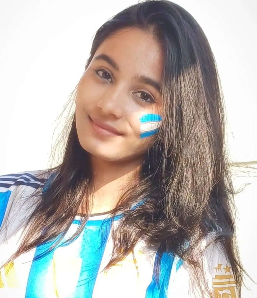 Nandinyy tweet media