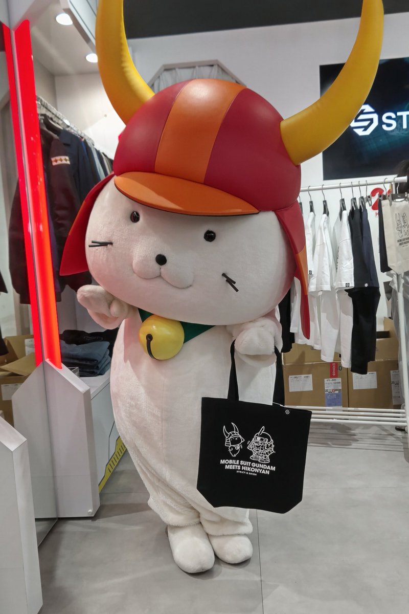 けんや tweet media