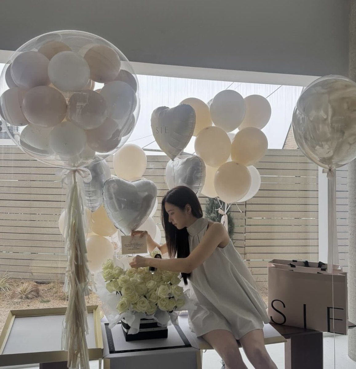 풍선이 다름,, 또 새로 뜰거 있나봄 !