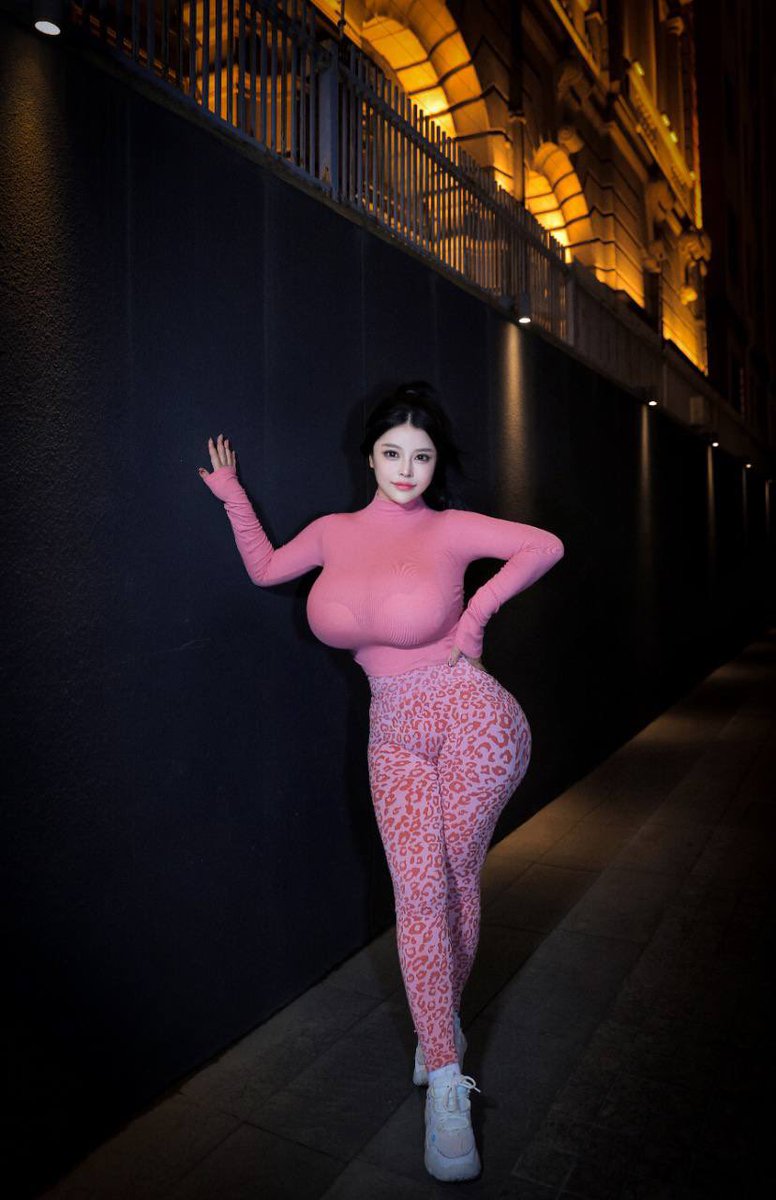 小巨巨乳精选 tweet media